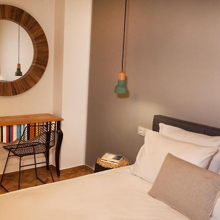 Central Comfy Modern Flat 2 Bedrooms 2 Bathrooms Atina Dış mekan fotoğraf