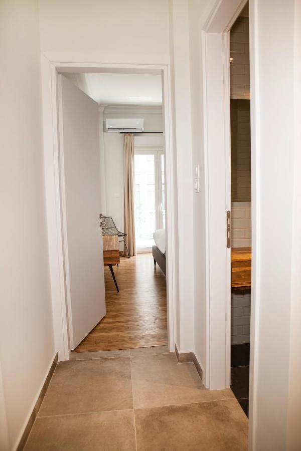 Central Comfy Modern Flat 2 Bedrooms 2 Bathrooms Atina Dış mekan fotoğraf