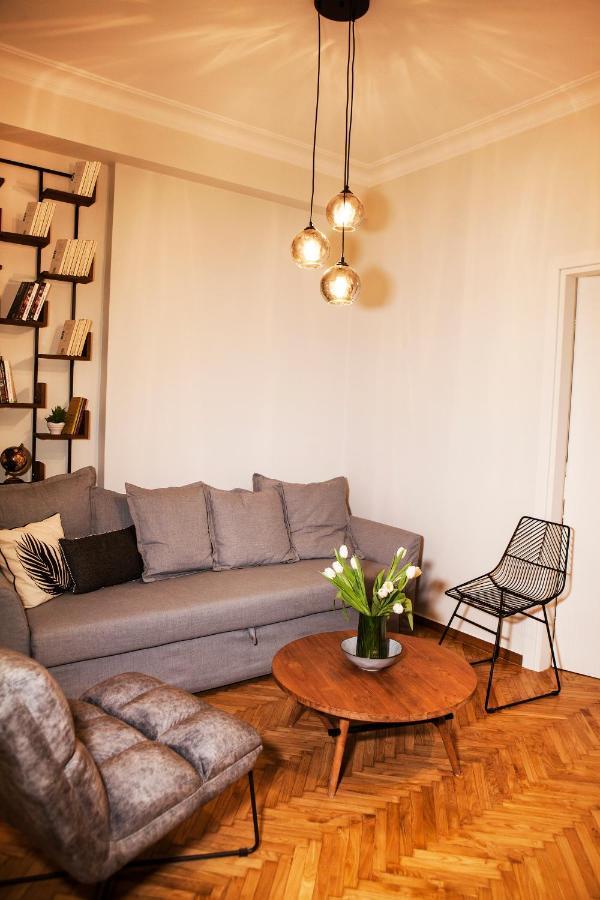 Central Comfy Modern Flat 2 Bedrooms 2 Bathrooms Atina Dış mekan fotoğraf