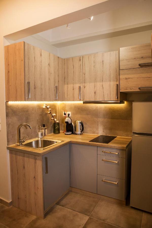 Central Comfy Modern Flat 2 Bedrooms 2 Bathrooms Atina Dış mekan fotoğraf